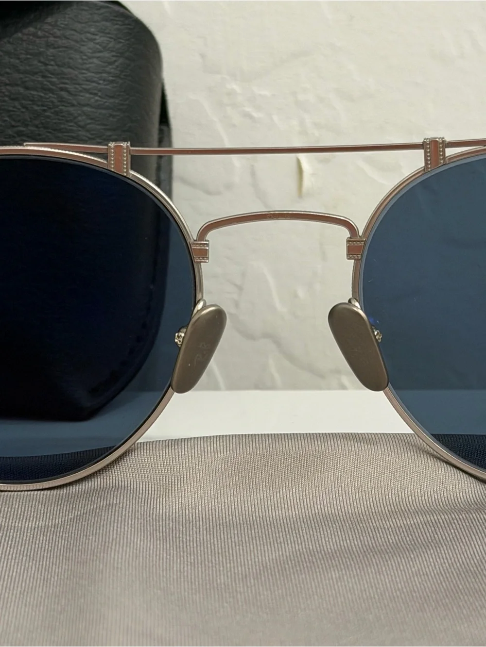 Ray-Ban RB8147M TITANIUM SUNGLASSES Special Edition Round Silver